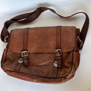 Fossil Men's Leather Buckner Messenger Bag